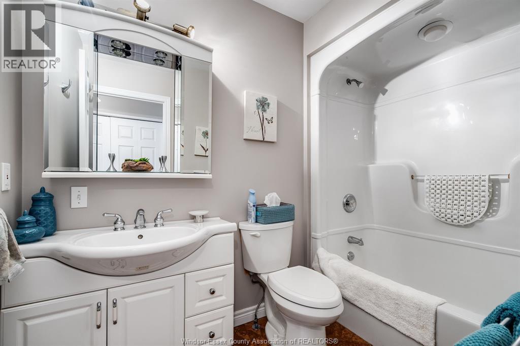 97 Theresa TRAIL - 22