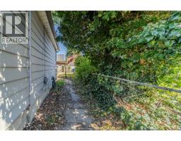 1468 Drouillard, Windsor, ON N8Y2R9 Photo 22