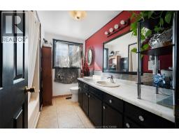 8865 Howard Avenue, Lasalle, ON N0R1L0 Photo 22