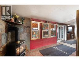 8865 Howard Avenue, Lasalle, ON N0R1L0 Photo 24