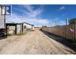 8865 Howard Avenue, Lasalle, ON N0R1L0 Photo 35