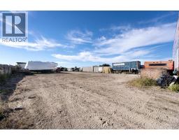 8865 Howard Avenue, Lasalle, ON N0R1L0 Photo 36