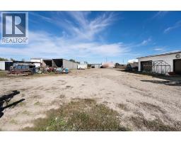 8865 Howard Avenue, Lasalle, ON N0R1L0 Photo 38