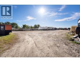 8865 Howard Avenue, Lasalle, ON N0R1L0 Photo 40