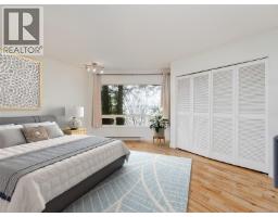 4553 Cordova Bay Rd, Saanich, BC V8X3V6 Photo 19