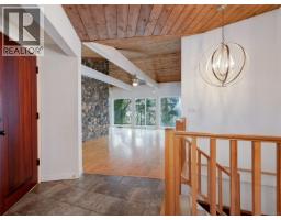 4553 Cordova Bay Rd, Saanich, BC V8X3V6 Photo 20