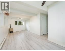 4553 Cordova Bay Rd, Saanich, BC V8X3V6 Photo 23