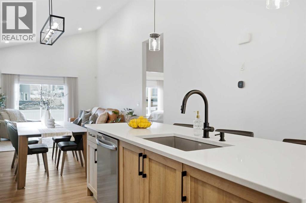 13 Bayview Mews SW - photo 7