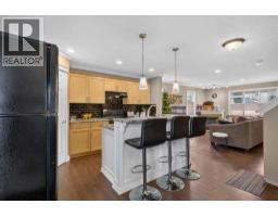 4pc Bathroom - 22 Panatella Park Nw, Calgary, AB T3K6K4 Photo 8