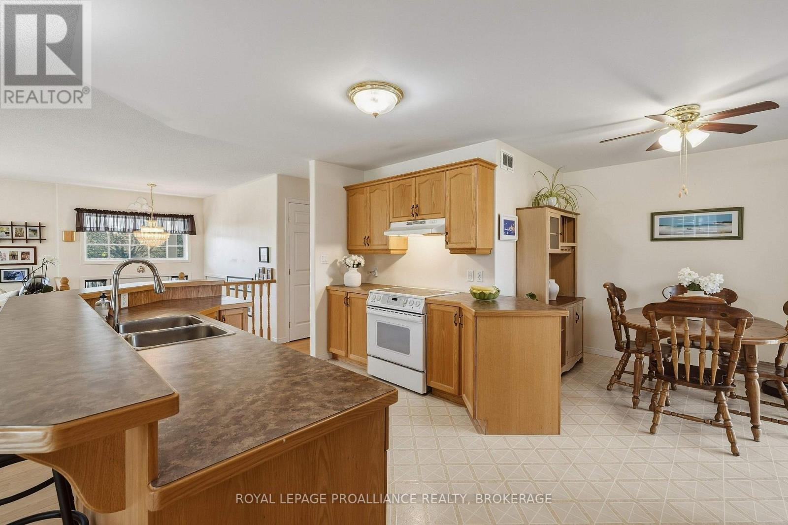662 MILLBROOK CRESCENT - Image 19