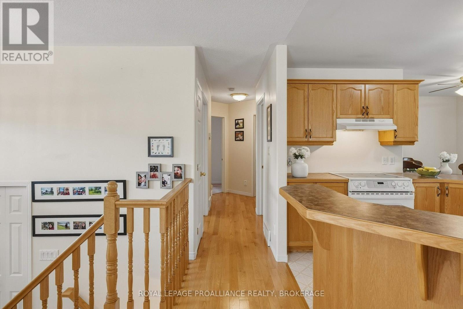 662 MILLBROOK CRESCENT - Image 22