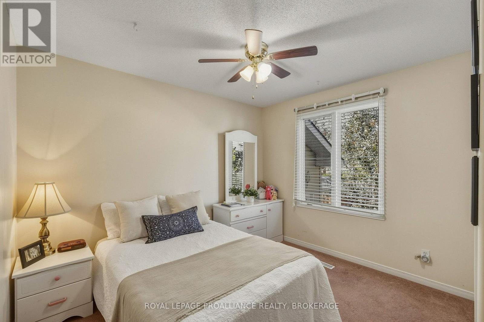 662 MILLBROOK CRESCENT - Image 26