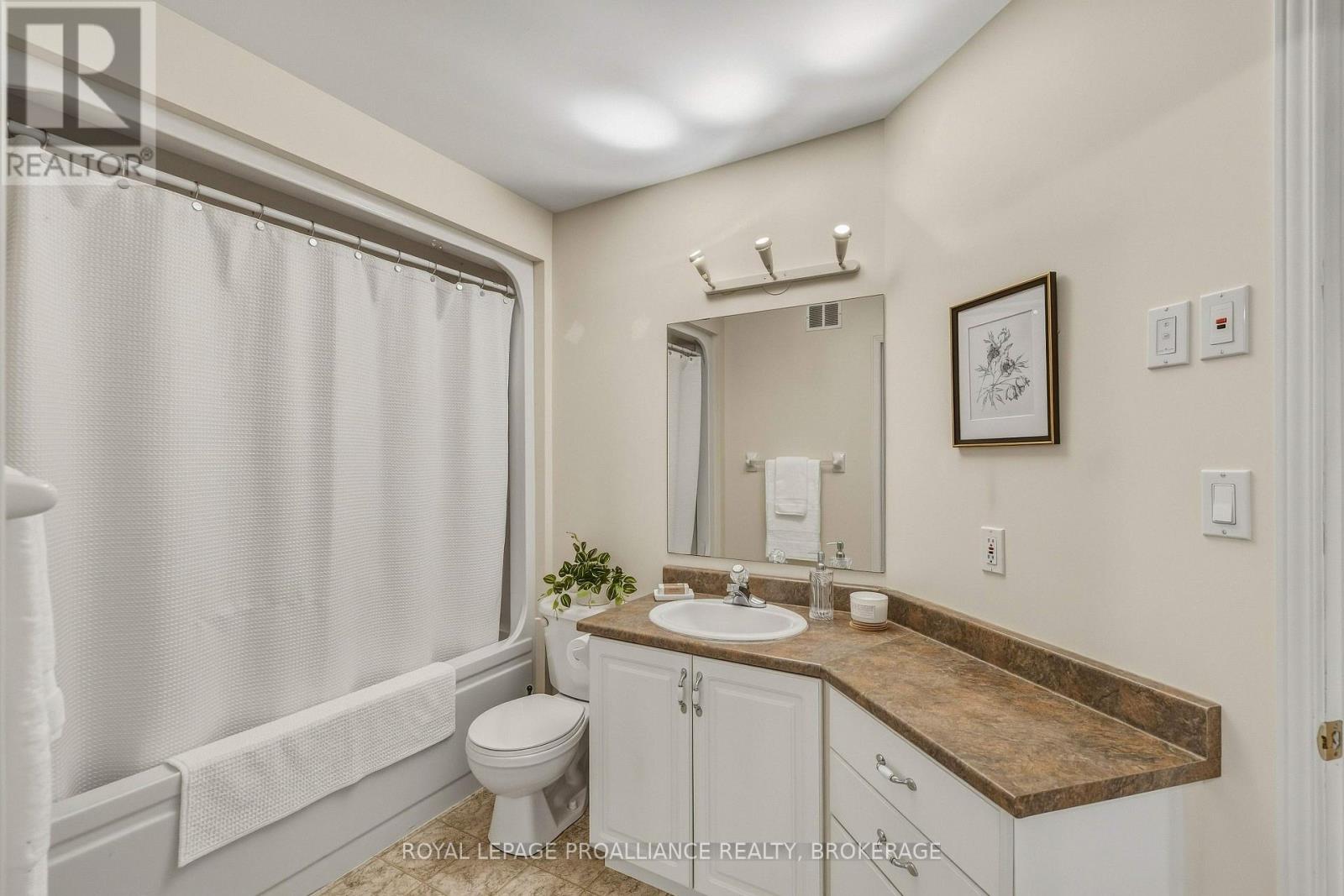 662 MILLBROOK CRESCENT - Image 28