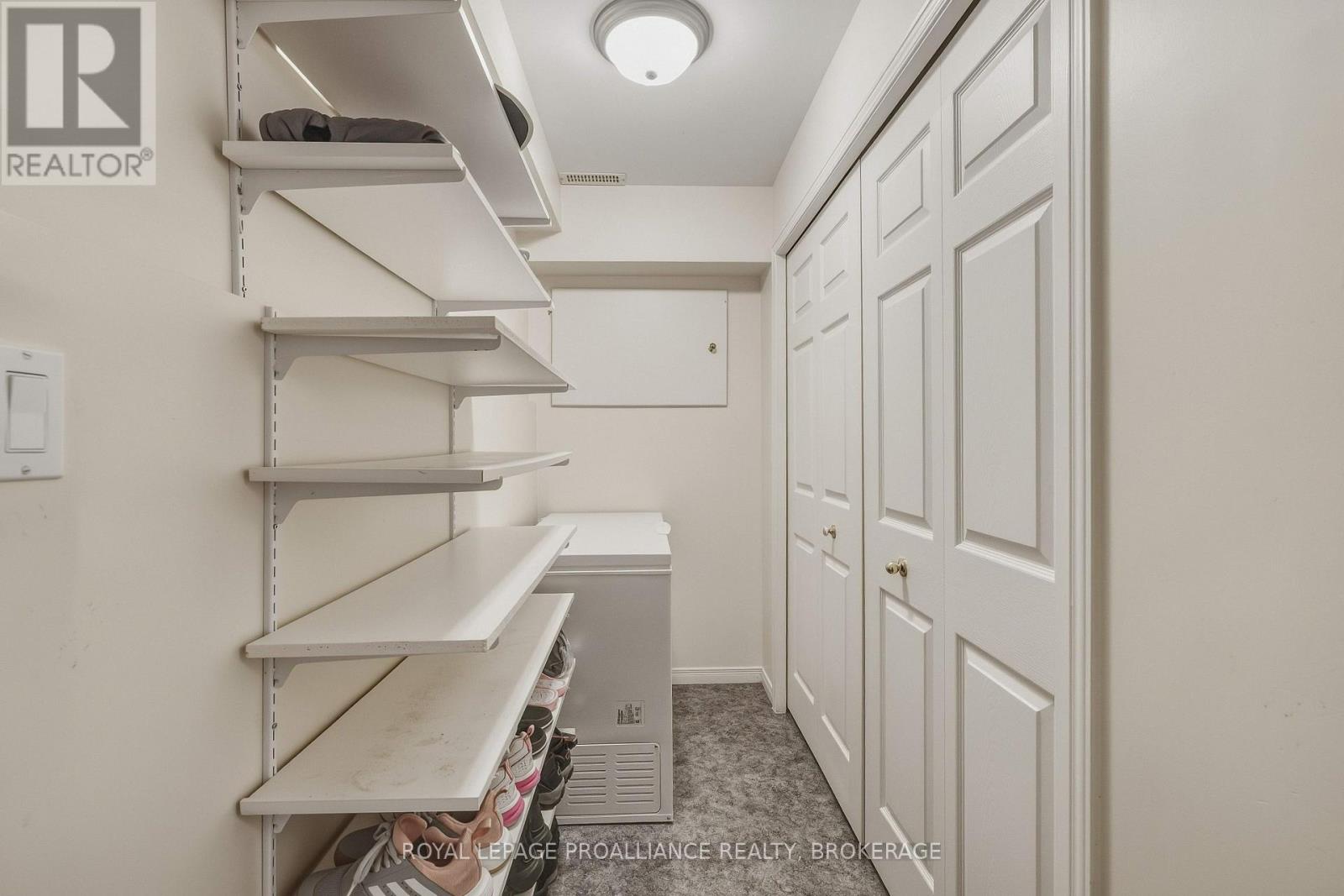 662 MILLBROOK CRESCENT - Image 37