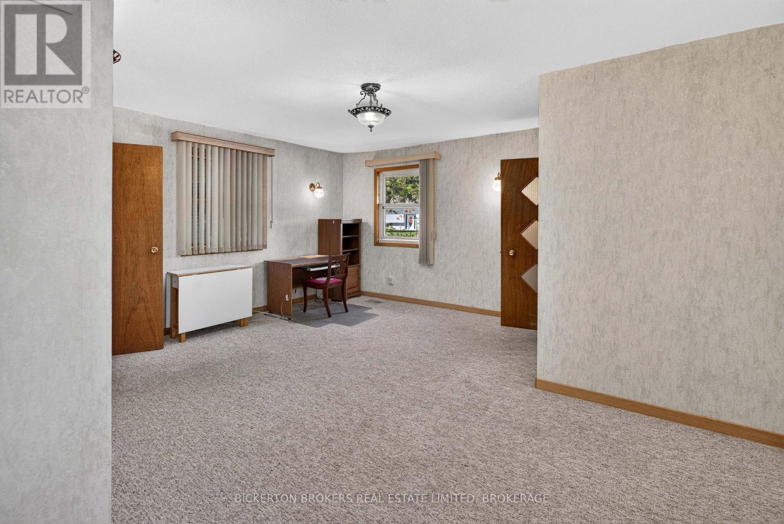 41 FERGUSON LANE - Image 31