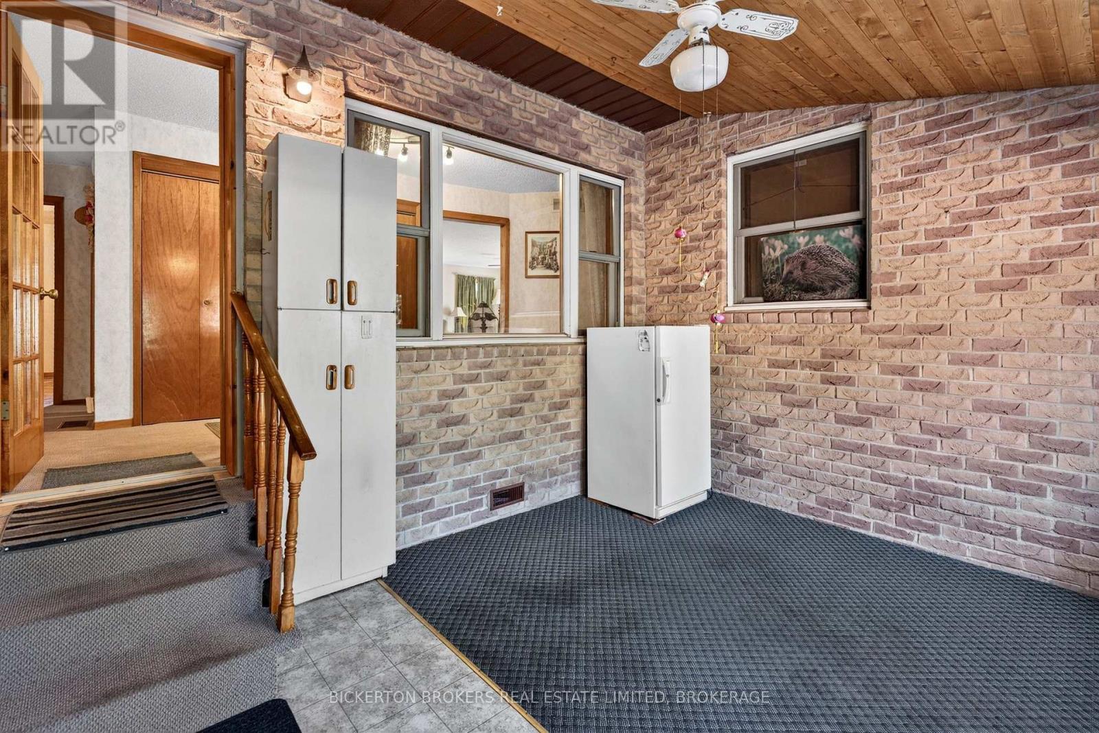 41 FERGUSON LANE - Image 36