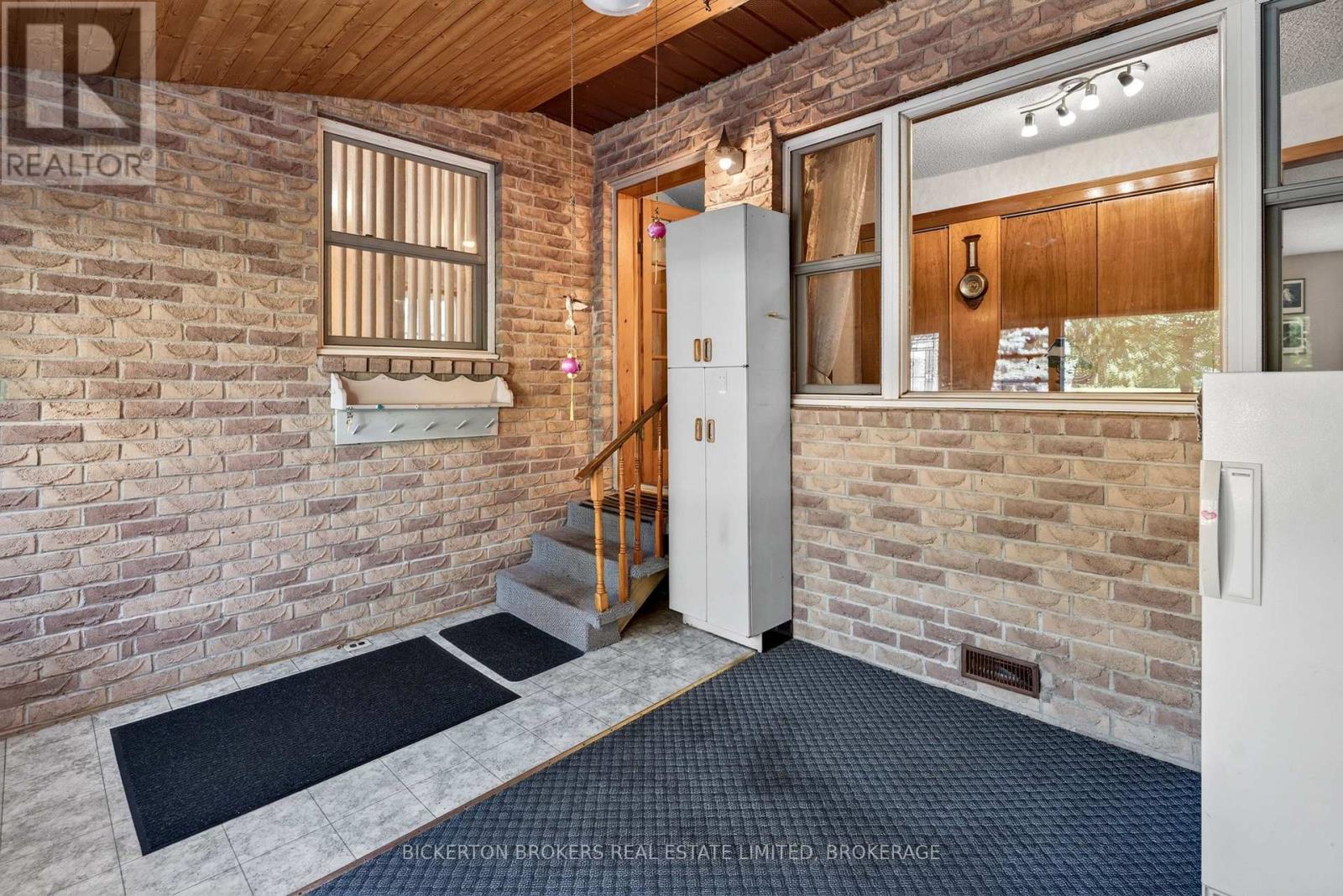 41 FERGUSON LANE - Image 37