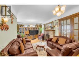 Living room - 113 Sydenham Street, Brantford, ON N3R3Y7 Photo 10