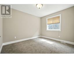 2407 Red Thorne Avenue, London South, ON N6P0E7 Photo 29