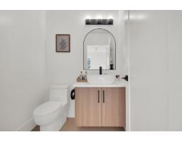 102 16058 9a Avenue, Surrey, BC V4A4W5 Photo 10