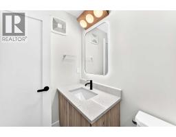 270 Greystone Boulevard, Cochrane, AB T4C3P2 Photo 32
