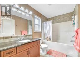 8 Sunset Square - photo 25