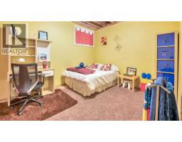 8 Sunset Square - photo 34
