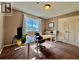 8 Sunset Square - photo 27