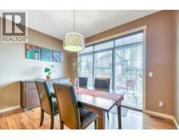 8 Sunset Square - photo 15