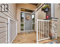 8 Sunset Square - photo 11