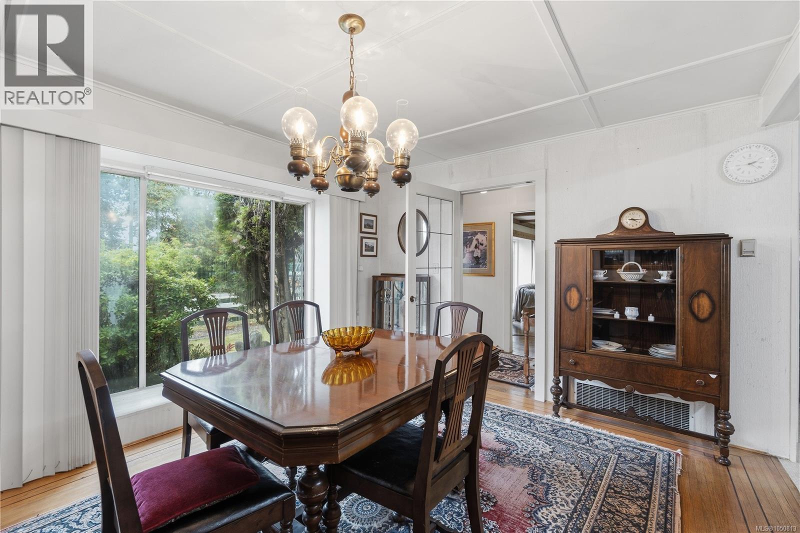 6110 Island Hwy W - Image 15