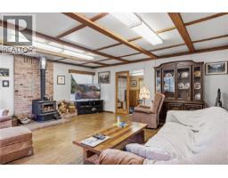 6110 Island Hwy W, Qualicum Beach, BC V9K2E2 Photo 18