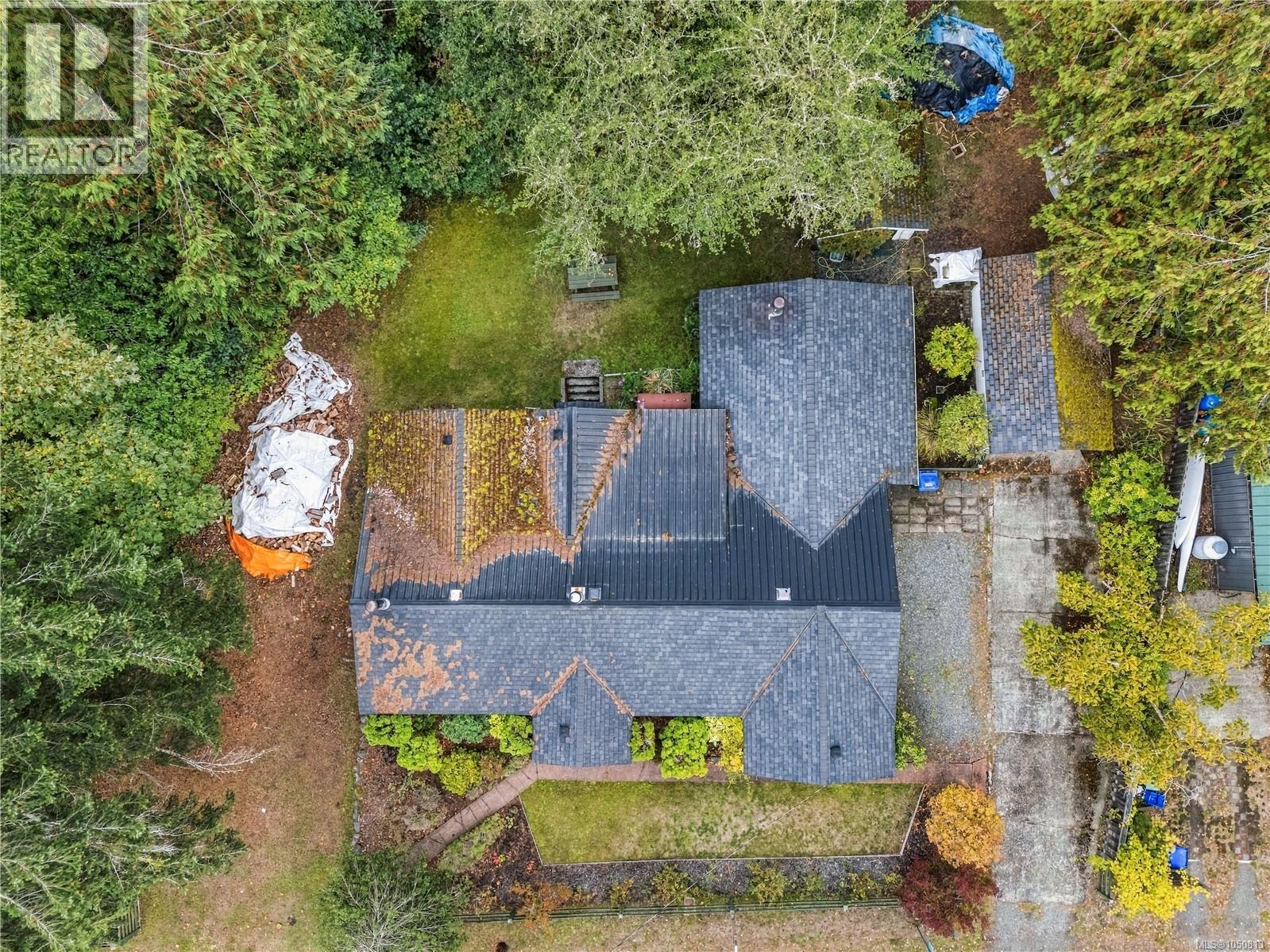 6110 Island Hwy W - 42