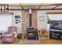6110 Island Hwy W, Qualicum Beach, BC V9K2E2 Photo 21