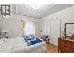 Bedroom - 6110 Island Hwy W, Qualicum Beach, BC V9K2E2 Photo 9