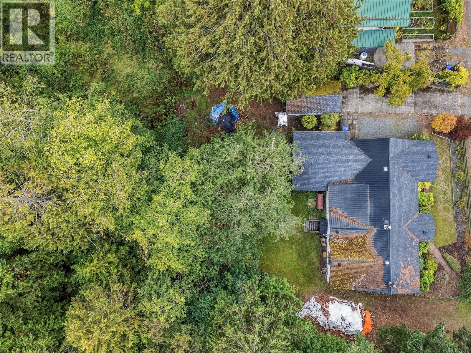 6110 Island Hwy W - 41