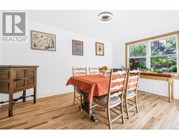 Kitchen - 1050 Apolydore Avenue, Ottawa, ON K1H8A9 Photo 10
