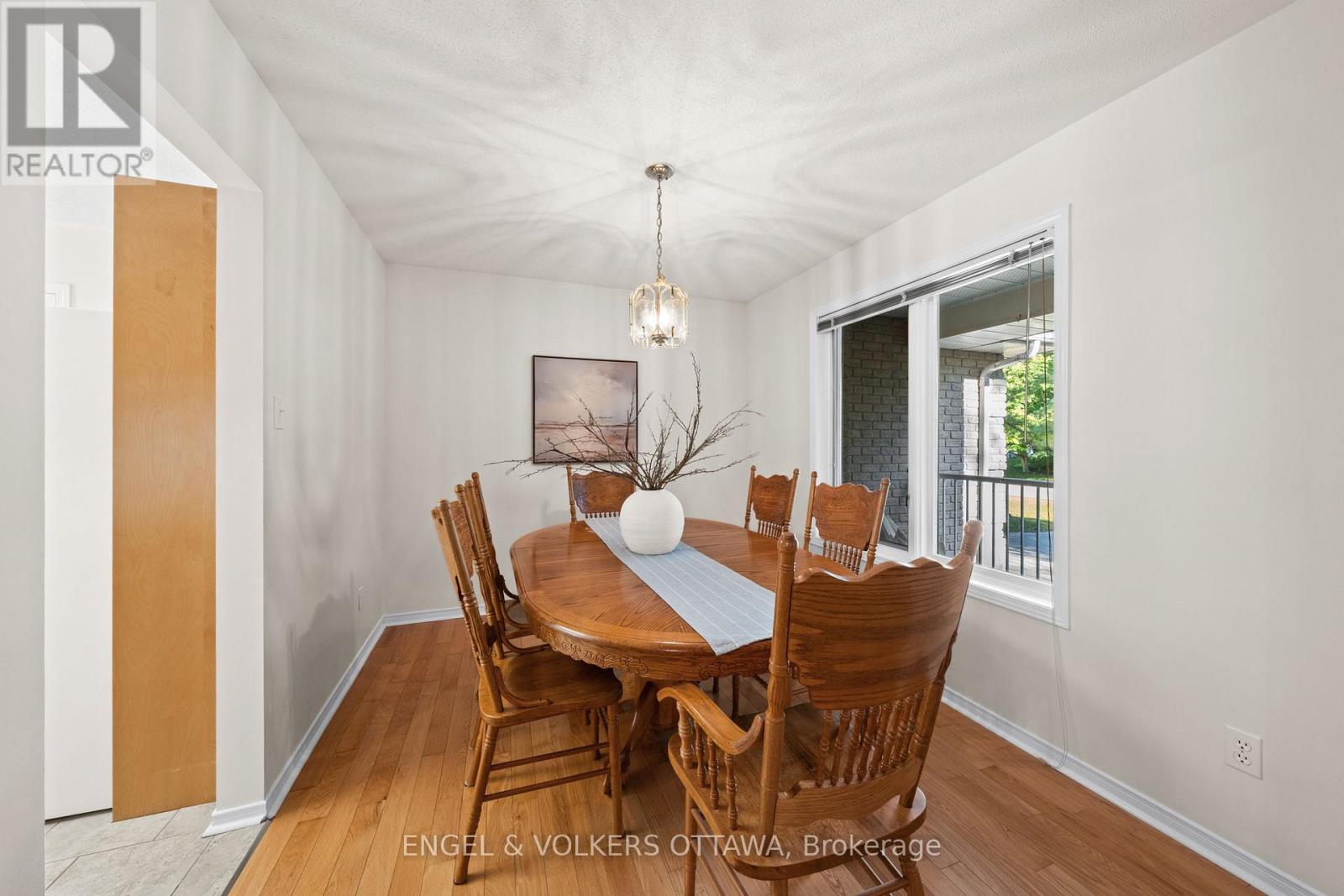 8 BLACK WALNUT ROAD - Image 16