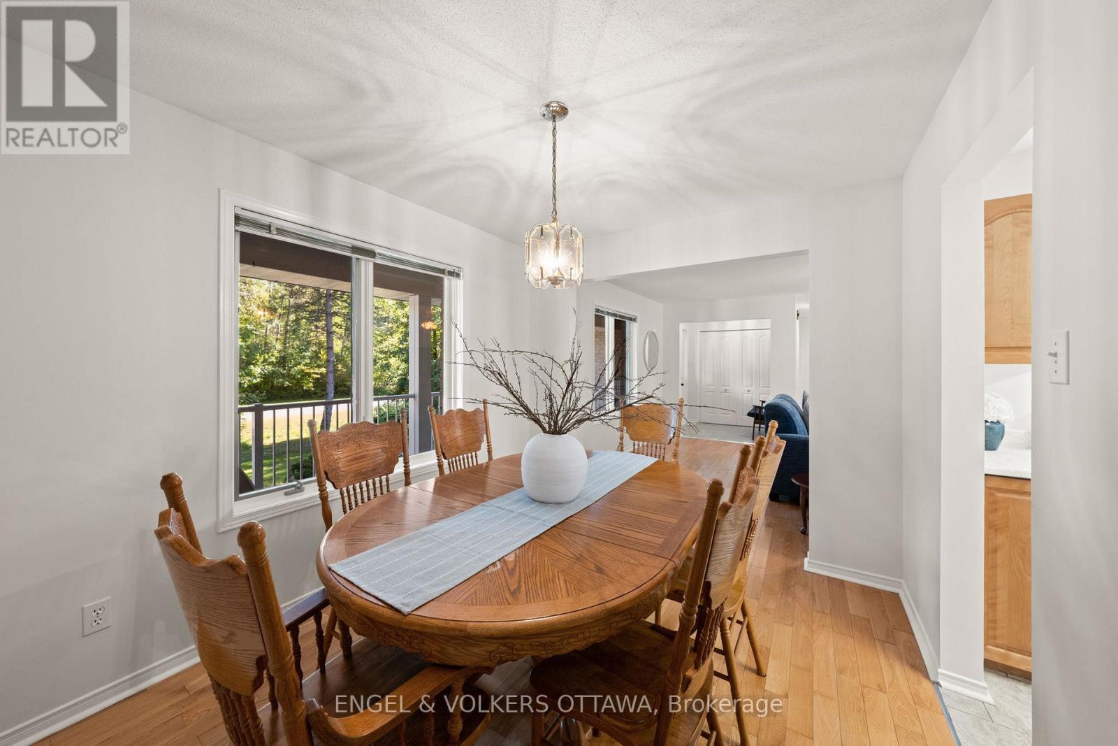 8 BLACK WALNUT ROAD - Image 17