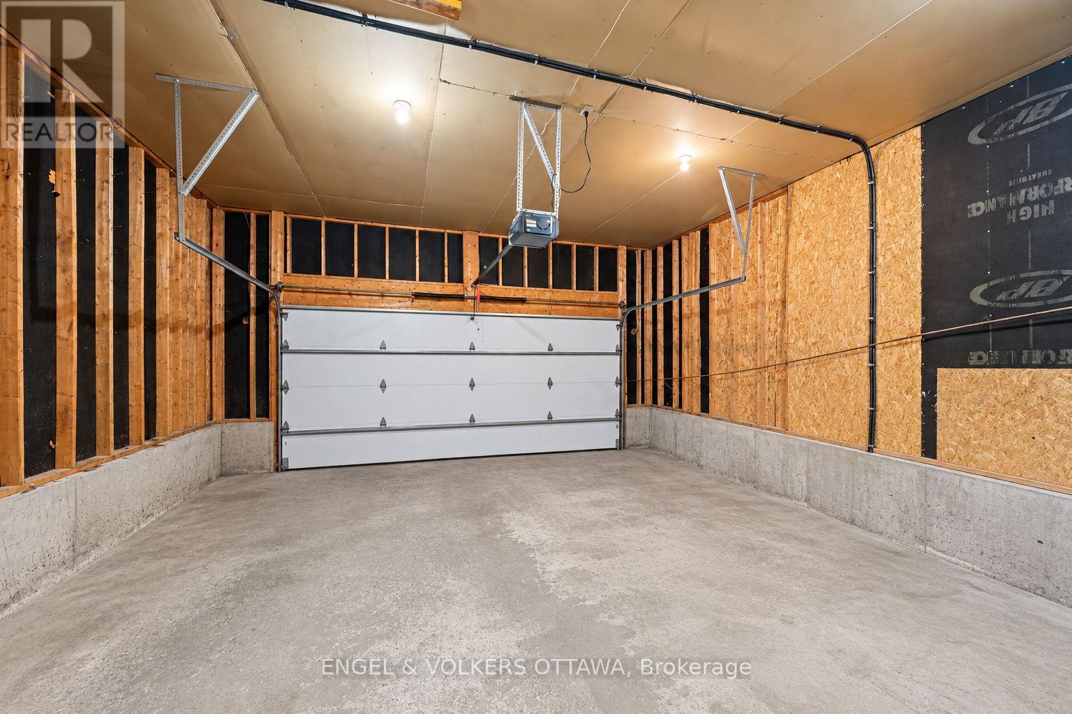 8 BLACK WALNUT ROAD - Image 35