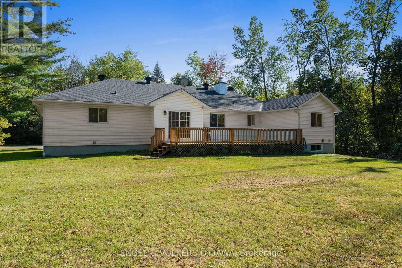 8 BLACK WALNUT ROAD - Image 36