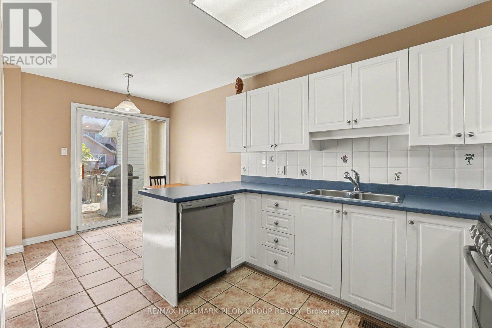 958 MARKWICK CRESCENT - Image 8