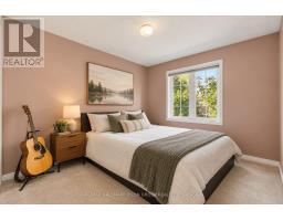 958 Markwick Crescent, Ottawa, ON K4A4J2 Photo 12