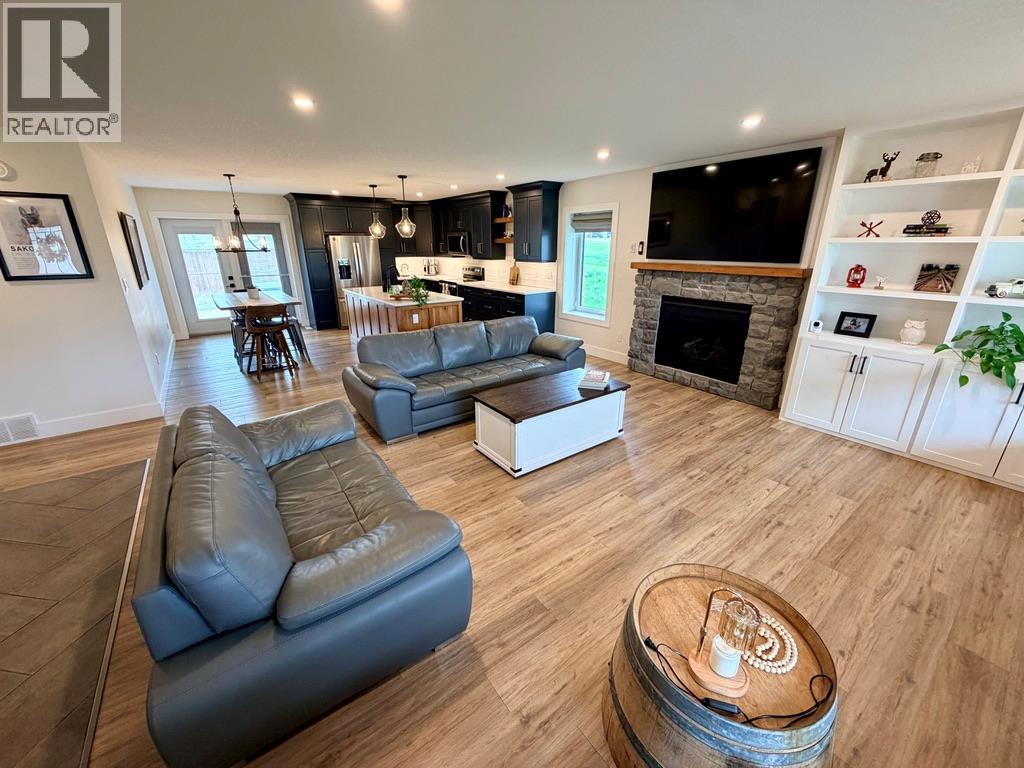 5308 49 Street - Image 4