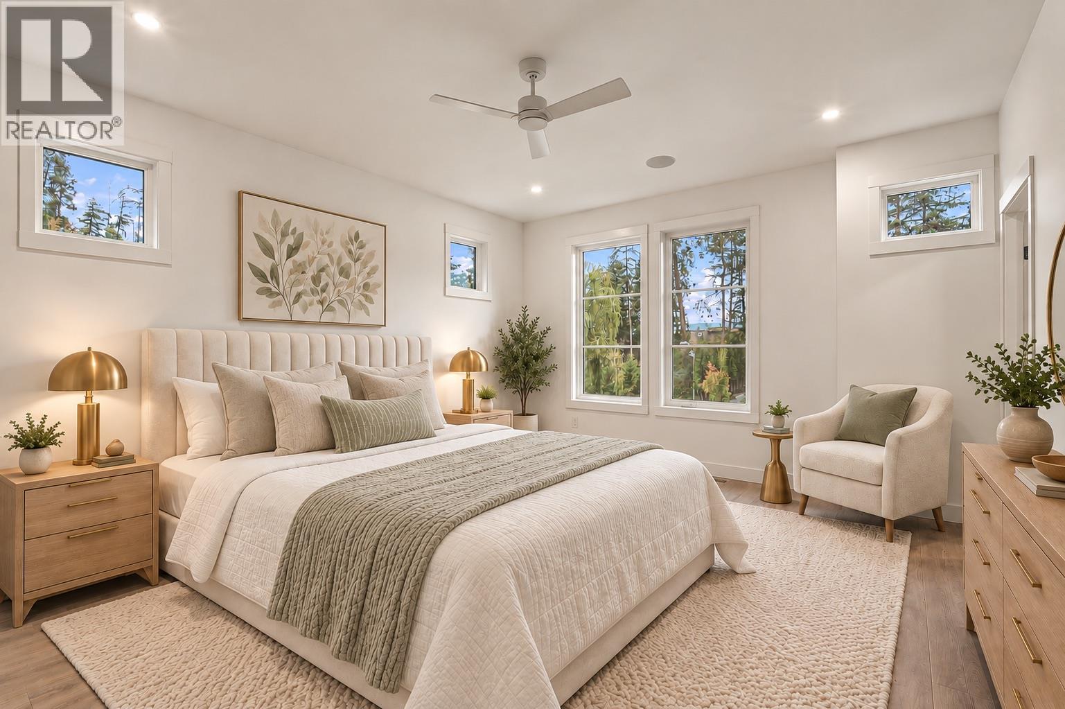 487 Clifton Road N - Image 32
