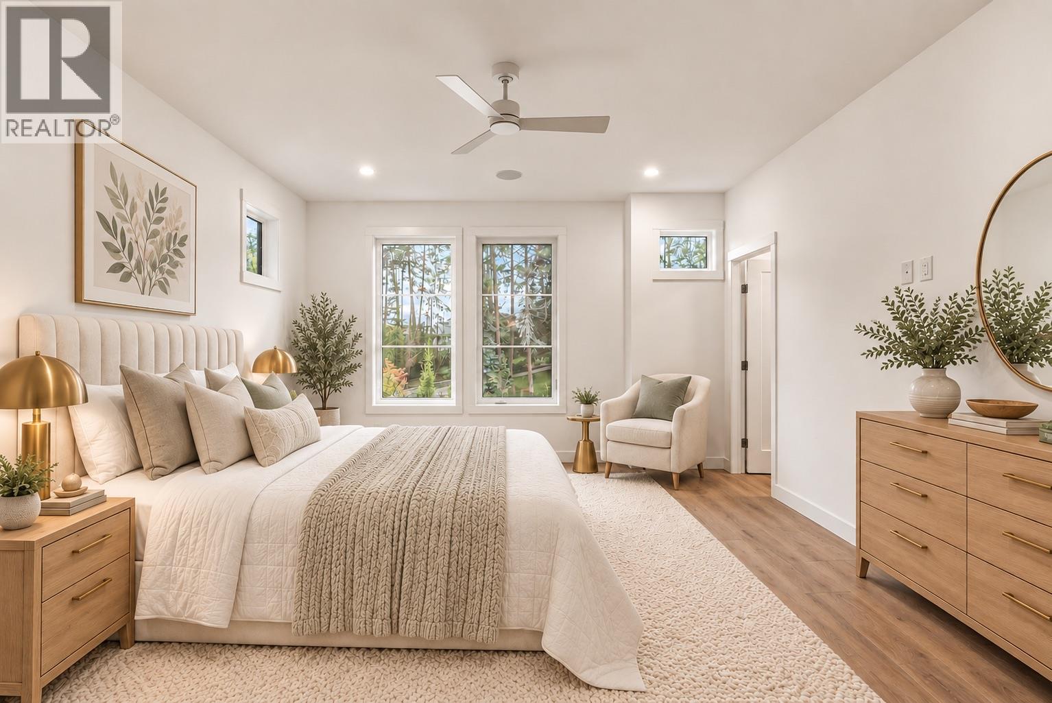 487 Clifton Road N - 34