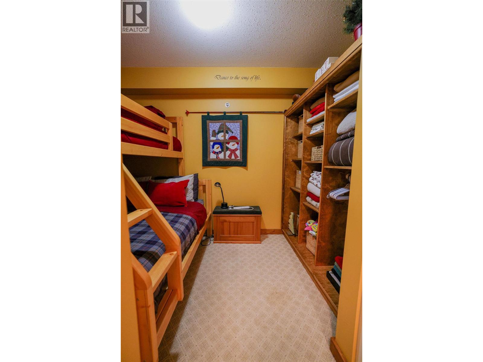 9812 Silver Star Road Unit# 305, Vernon