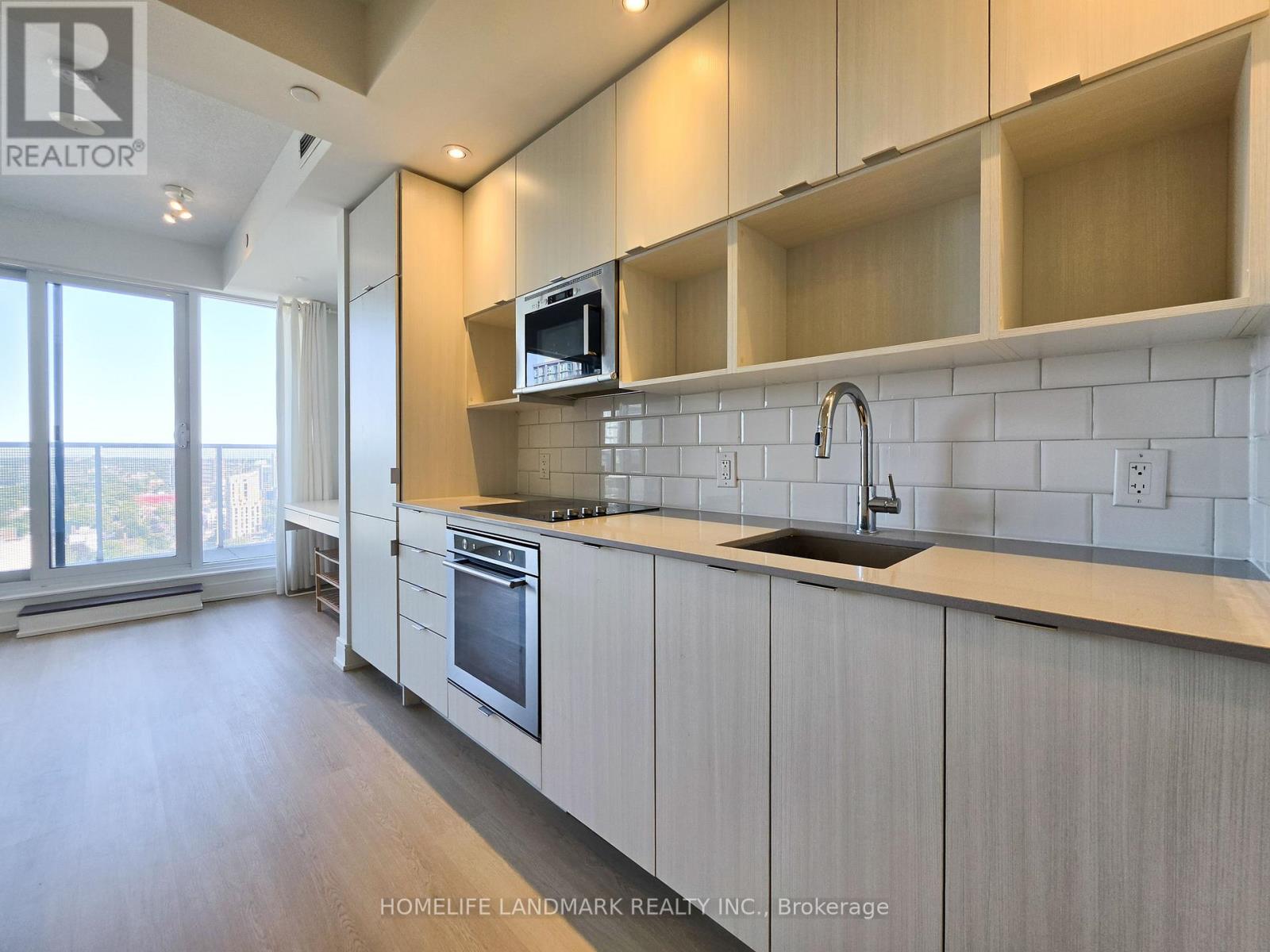 #2507 89 MCGILL STREET - 1