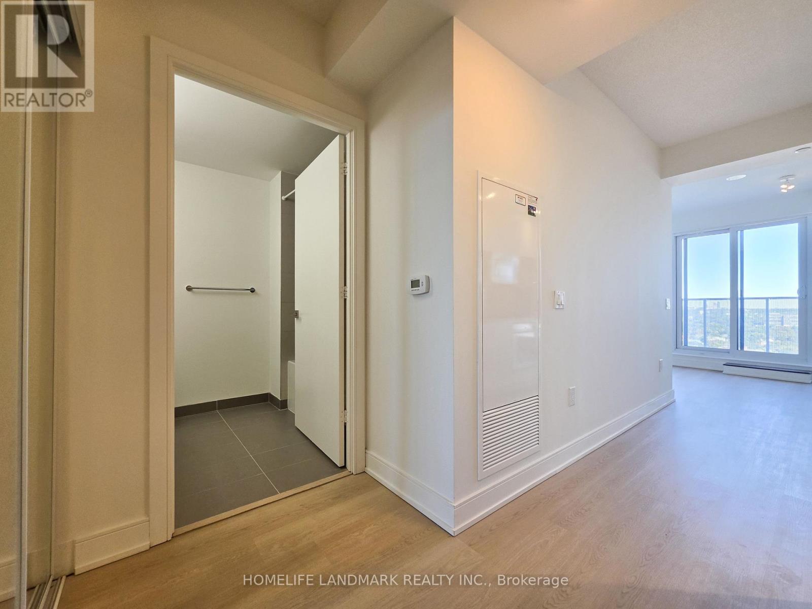 #2507 89 MCGILL STREET - 24
