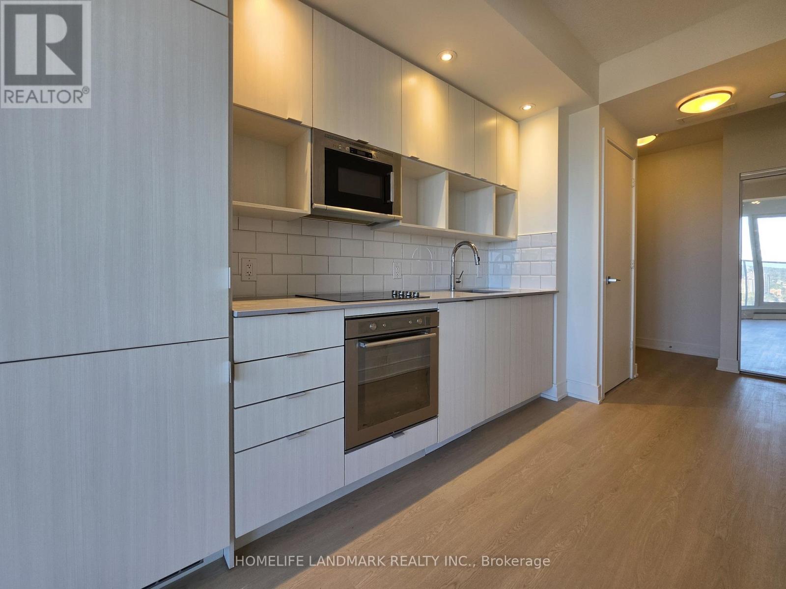 #2507 89 MCGILL STREET - 3